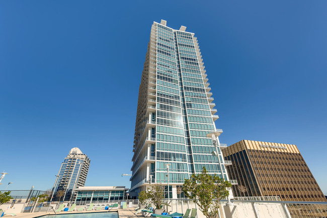 Primary Photo - The VUE at Lake Eola