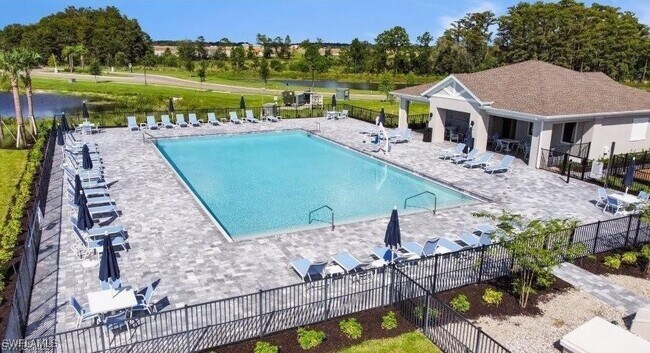 Building Photo - 11096 Canopy Loop