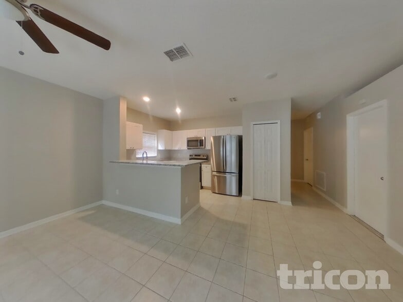 Building Photo - 15108 Deer Meadow Dr