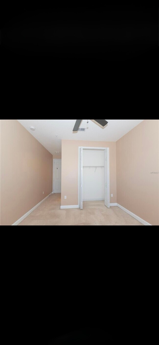 Building Photo - 649 Hangnest Ln