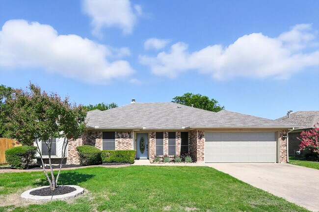 Building Photo - 749 Western Trail