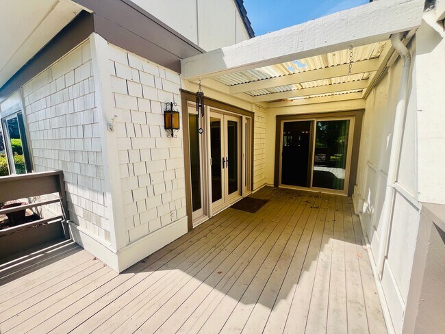 Building Photo - Wonderful 2 Bed 2 Bath in The Villages A 55+ Community