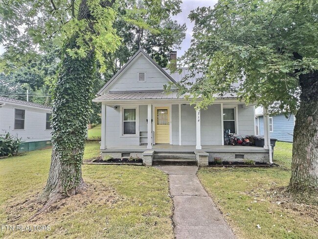 Building Photo - 316 Oglewood Ave