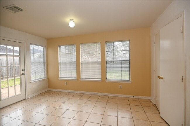 Building Photo - 3519 Benjamin Franklin Ln