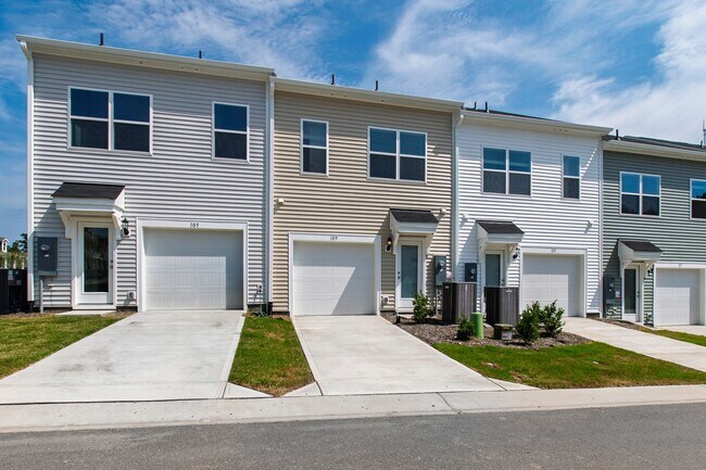 Building Photo - 109 Blue Melody Ave