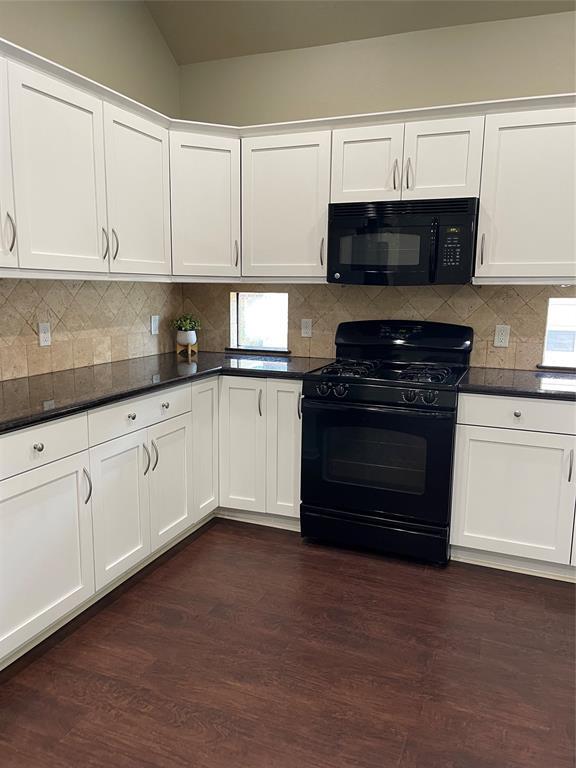 Building Photo - 951 Oak Terrace Dr