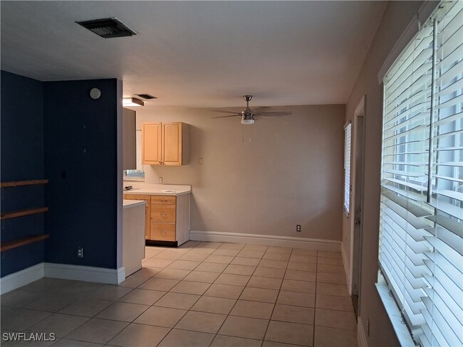 Building Photo - 13914 Nassau St