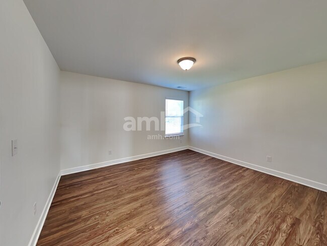 Building Photo - 4400 Erabele Dr