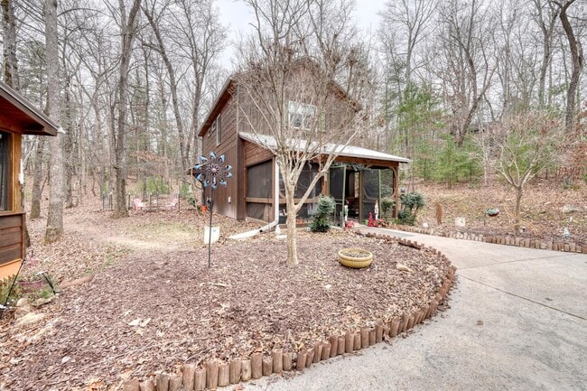 Building Photo - 124 Steelaway Ln
