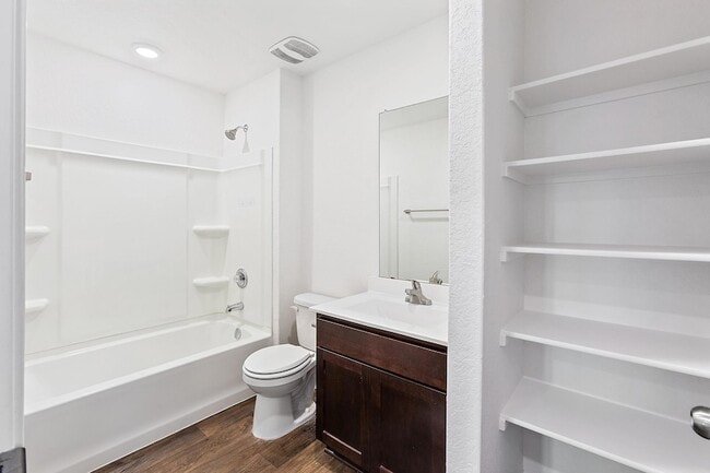 Building Photo - 115 Snapdragon Ln