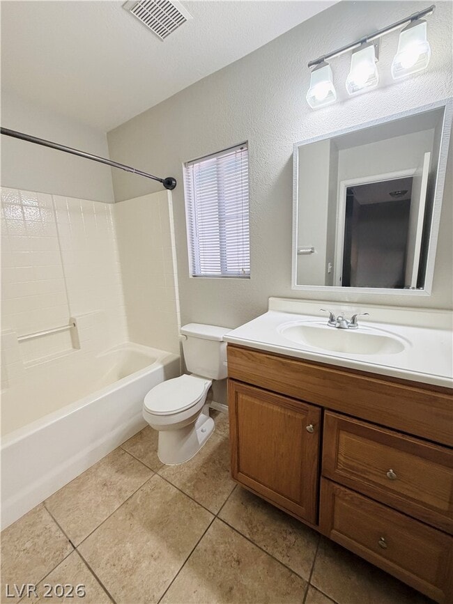 Building Photo - 865 Plantain Lily Ave