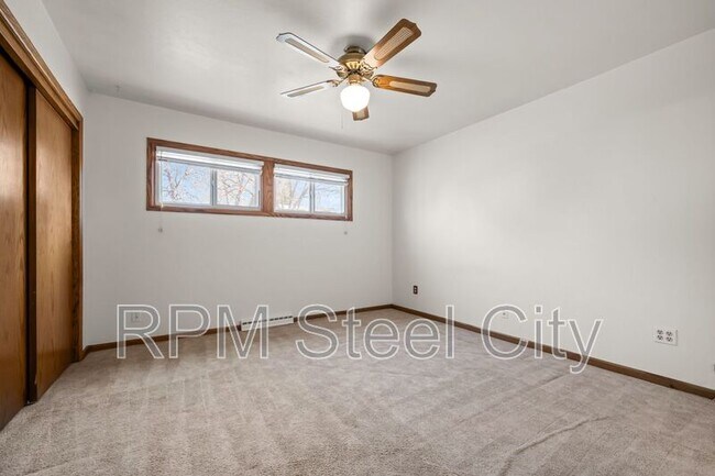 Building Photo - 1529 Alexander Cir