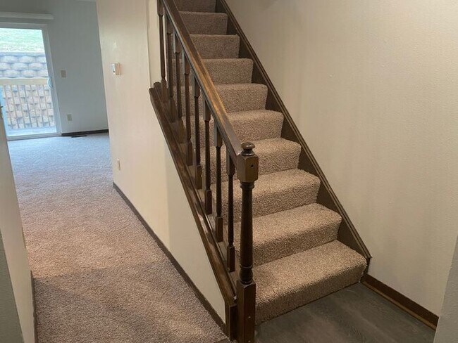 Building Photo - $1,300 | 2 Bedroom, 2.5 Bathroom Townhome | Pet Friendly | Available for July 1st, 2026 Move In!