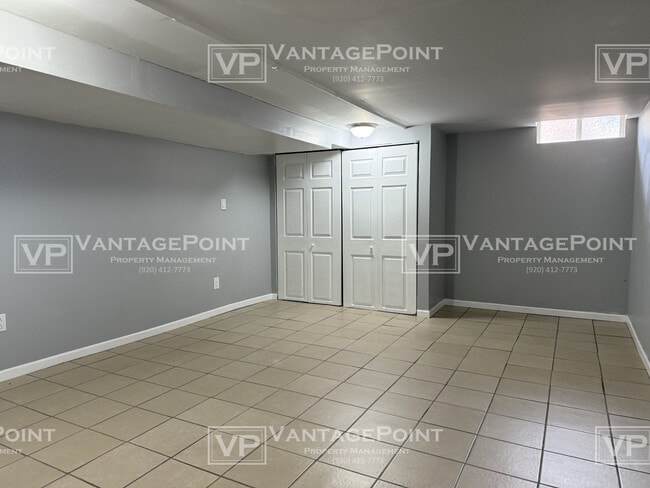 Building Photo - 1332 Fatima St