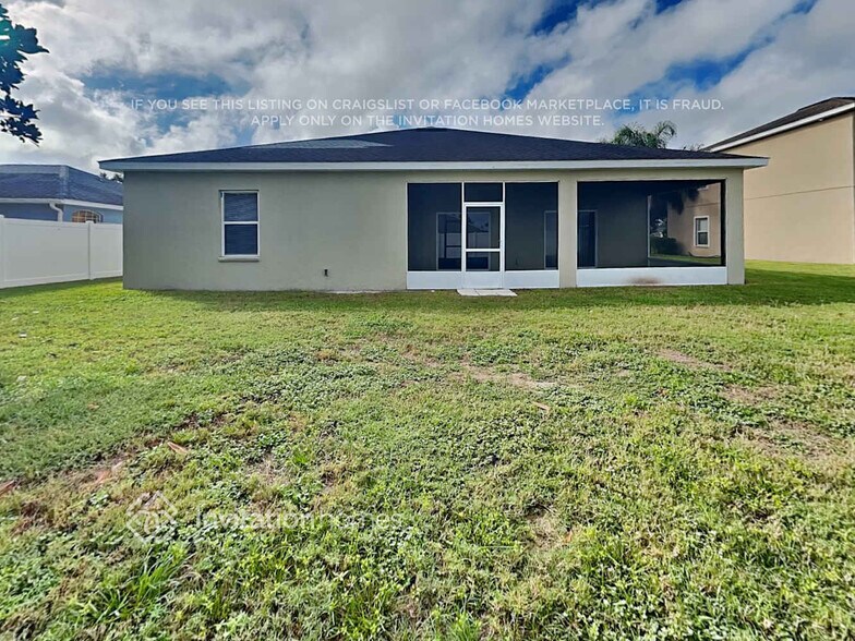 Building Photo - 1970 Golden Meadow Way