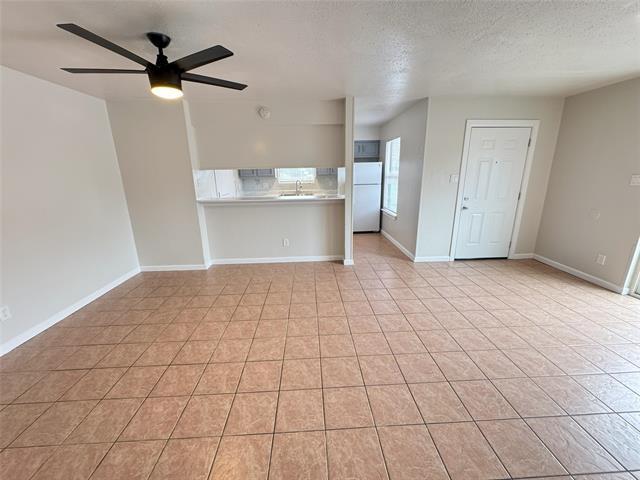 Building Photo - 3900 Camelot St