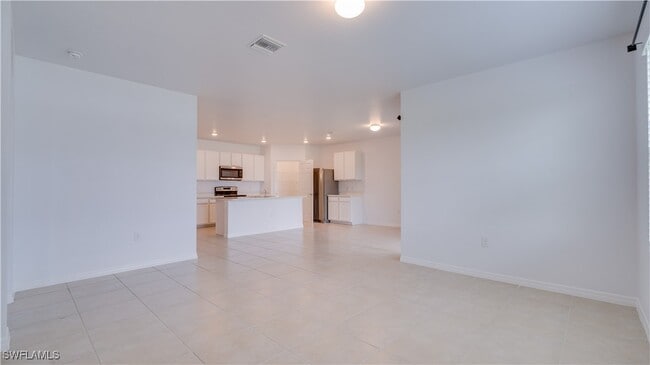 Building Photo - 3426 Acapulco Cir