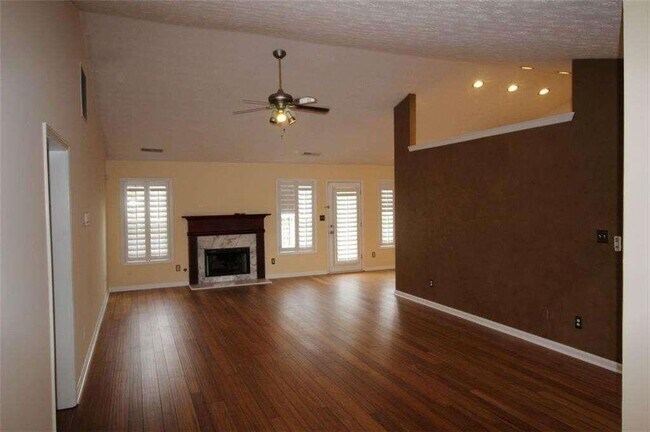 Building Photo - 1975 Heatherton Rd