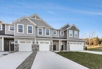 Building Photo - 4633 Glen Haven Dr