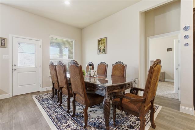 Building Photo - 1012 Kensington Wy