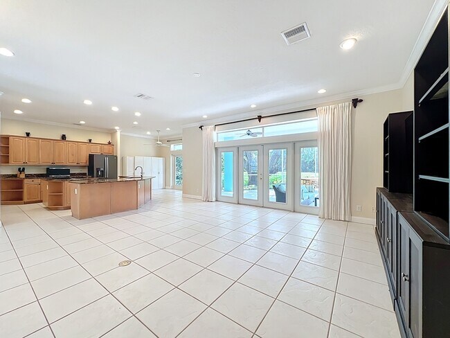 Building Photo - 4361 Davidia Dr