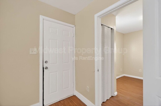 Building Photo - 159 Barto Dr