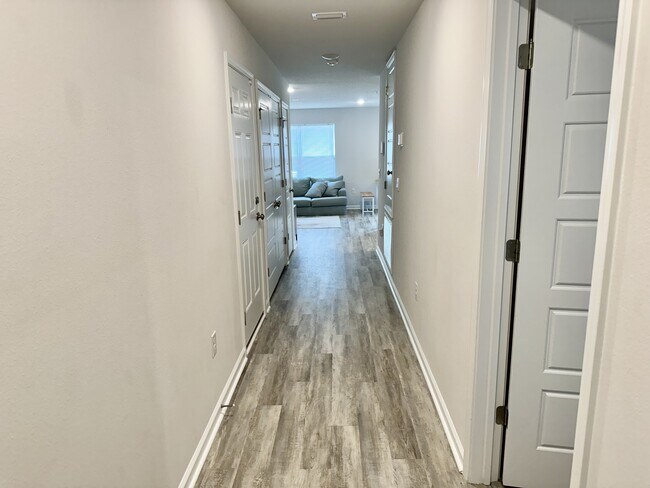 Building Photo - 6169 Native Dancer Wy