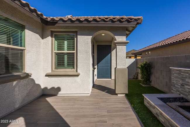 Building Photo - 15292 W Linden St