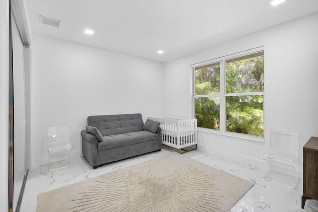 Building Photo - 2673 NW 64th Blvd