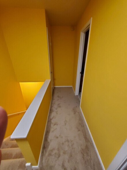 Building Photo - 23755 Banbury Cir