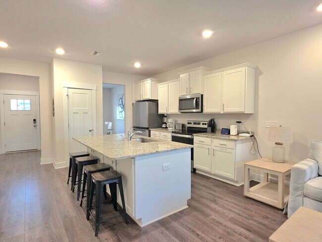 Building Photo - Fully Furnished Coastal Beauty in Perdido ...