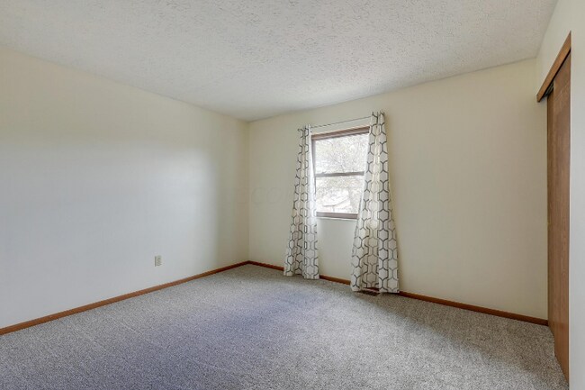 Building Photo - 655 Alta View Ct