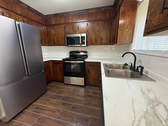Building Photo - 4-Bedroom House for Rent in Killeen