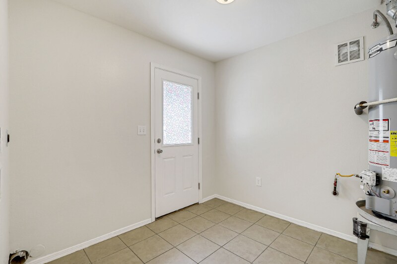 Building Photo - 3214 N Stanton St
