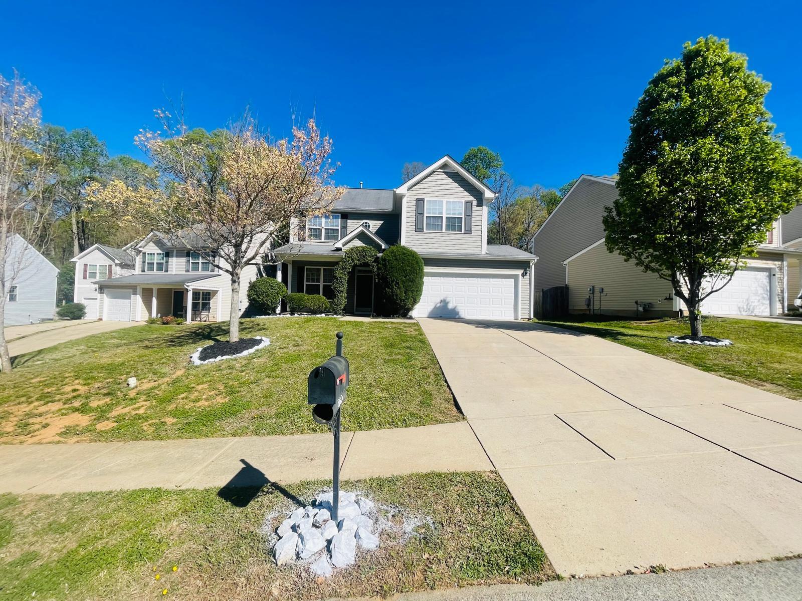 Building Photo - 3819 Fircrest Dr