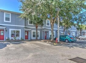 Building Photo - 5313 Terraza Ct