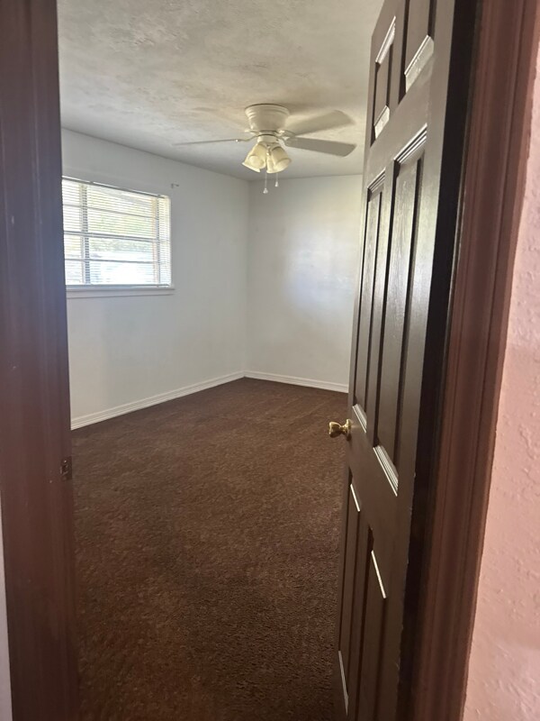 Building Photo - 110 Farm to Market 82