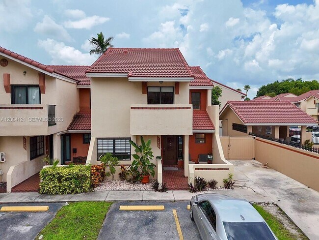 Building Photo - 17920 NW 68th Ave
