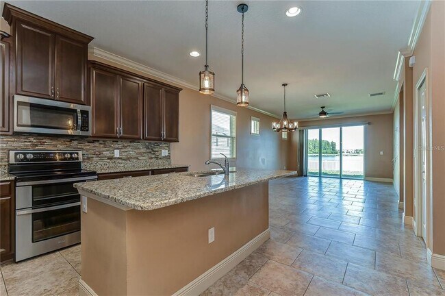 Building Photo - 19391 Long Lake Ranch Blvd