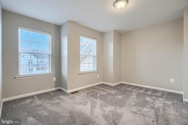 Building Photo - 601 Long Wall Dr