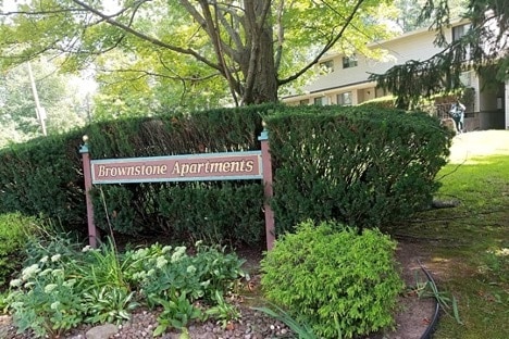 Building Photo - 339 Oakland St