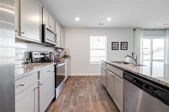 Building Photo - 248 Caribbean Village Dr