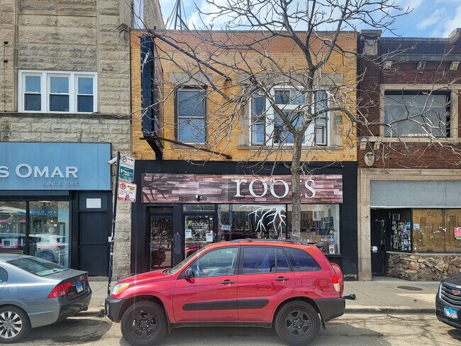 Primary Photo - 2626 N Milwaukee Ave