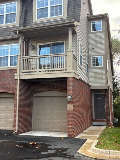 Building Photo - 3020 Barclay Way