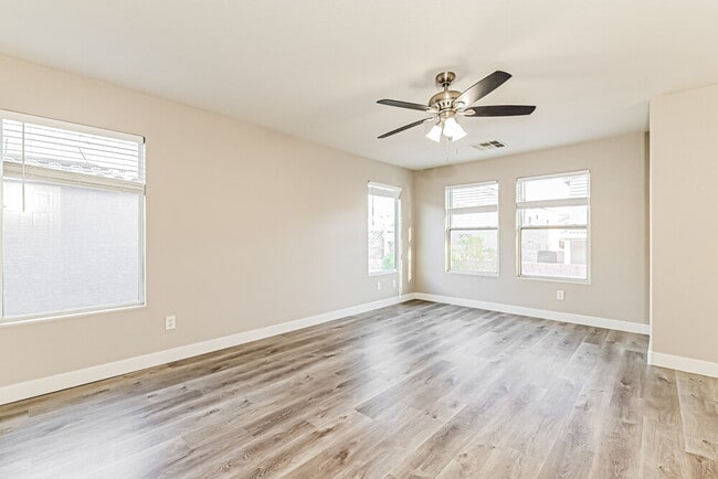 Building Photo - 217 Bella Matese Ave