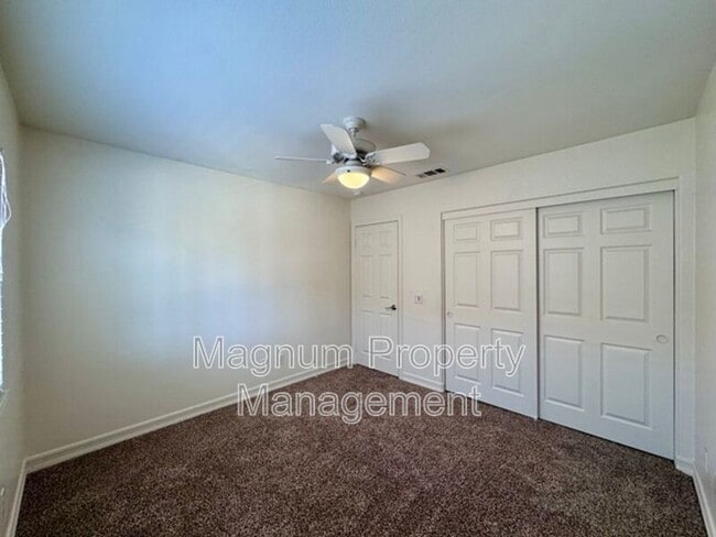 Building Photo - 44780 Rutherford St