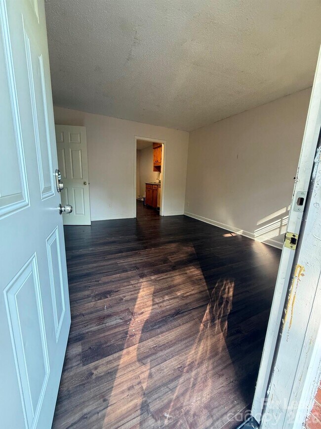 Building Photo - 3615 Morris Field Dr