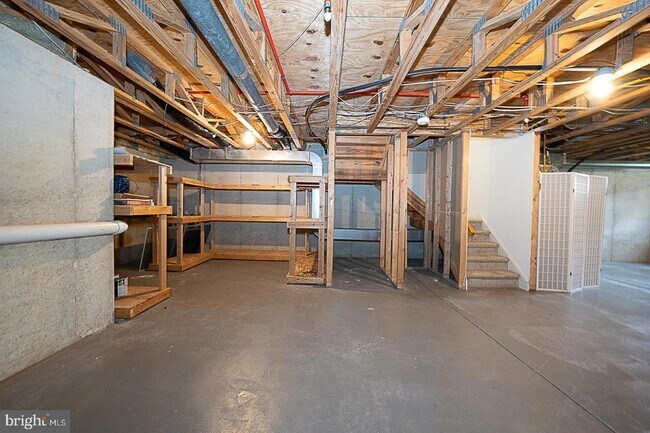 Building Photo - 757 Whitetail Cir