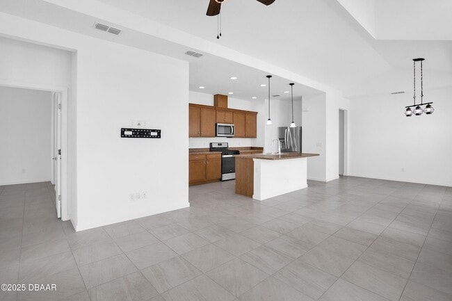 Building Photo - 512 Landshark Blvd