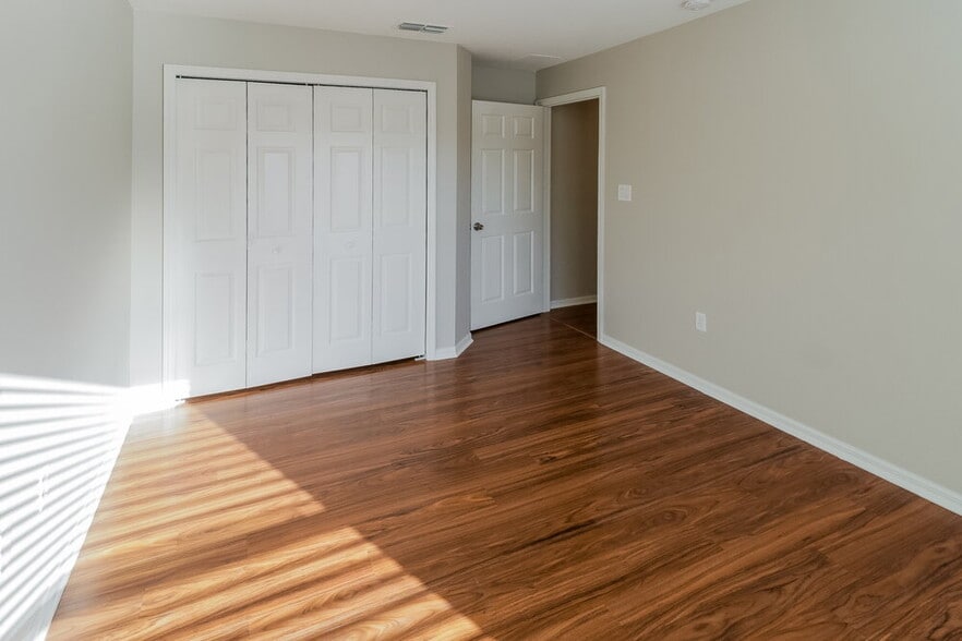 Building Photo - 426 Disston Ave